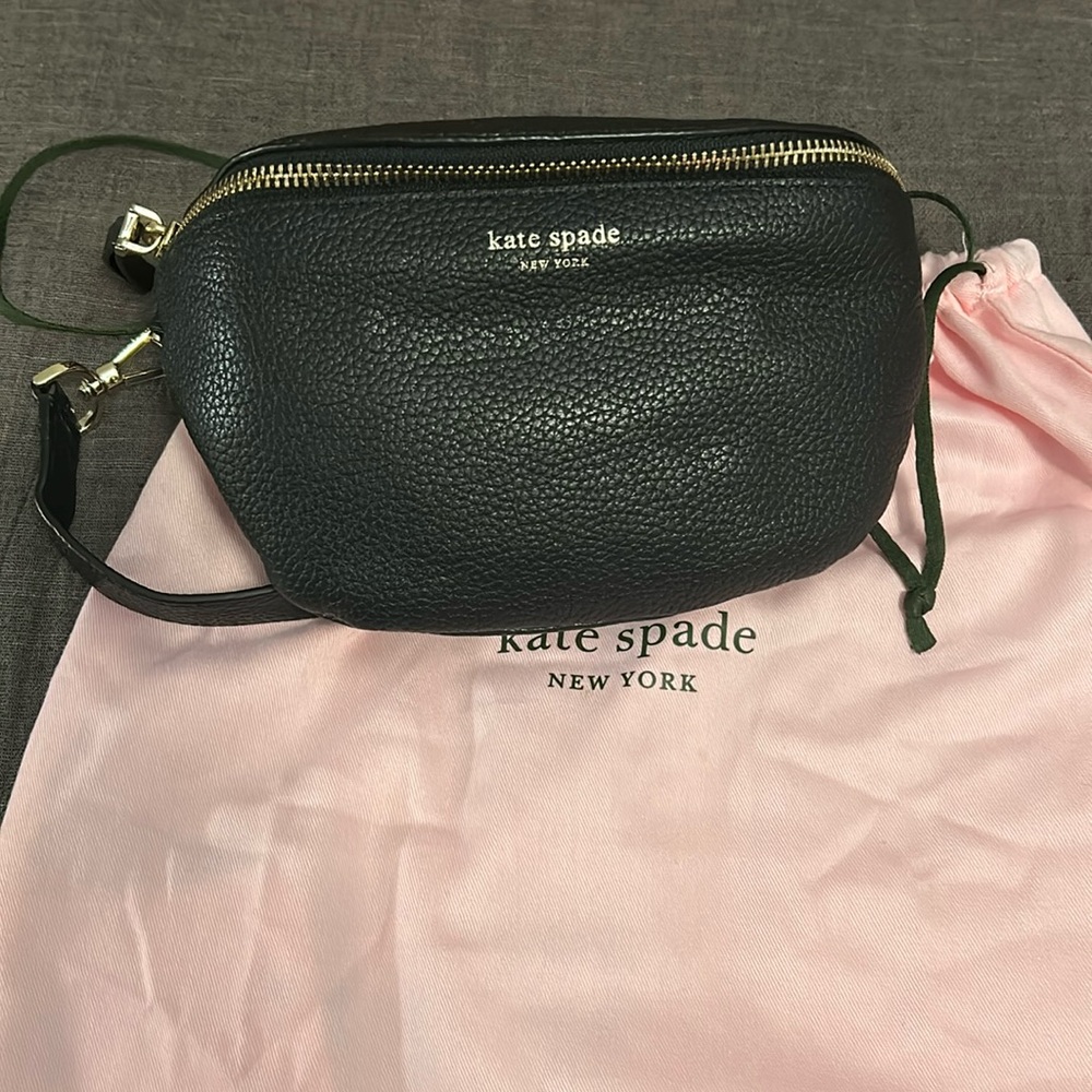 Kate Spade Fanny pack (Dust bag included)